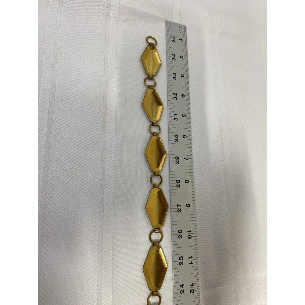 Gold Tone Chain Belt – Engraved Decorative Links & Clasp Vintage Fashion Accesso